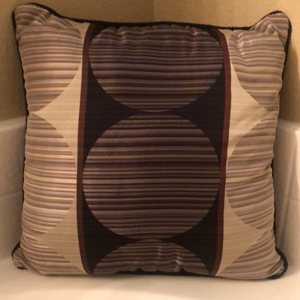 Set 2 Decorative Pillows Doublesided